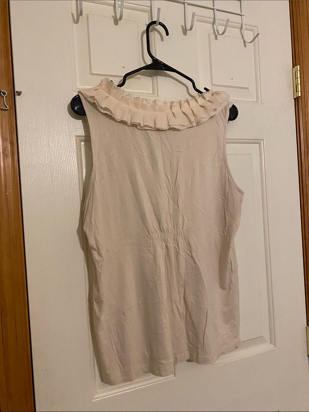Isabella Rodriguez Cream Ruffled V-Neck Tank - Picture 4 of 4